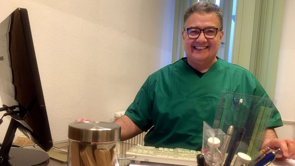 Dr. Hassan Naoum